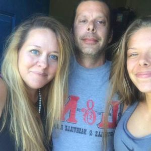 Meet your Posher, Dennis